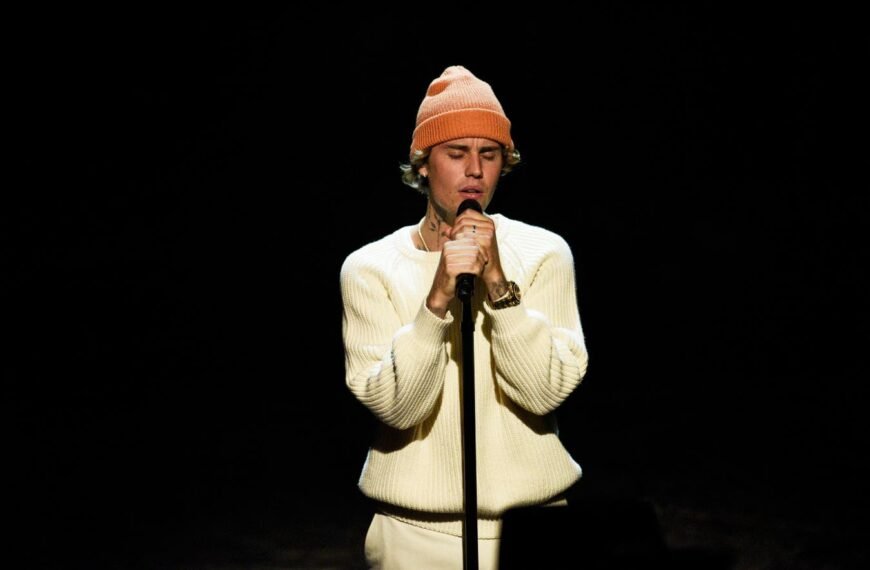Justin Bieber Builds On ‘Swag’ Album With Quick Follow-Up ‘Swag II’