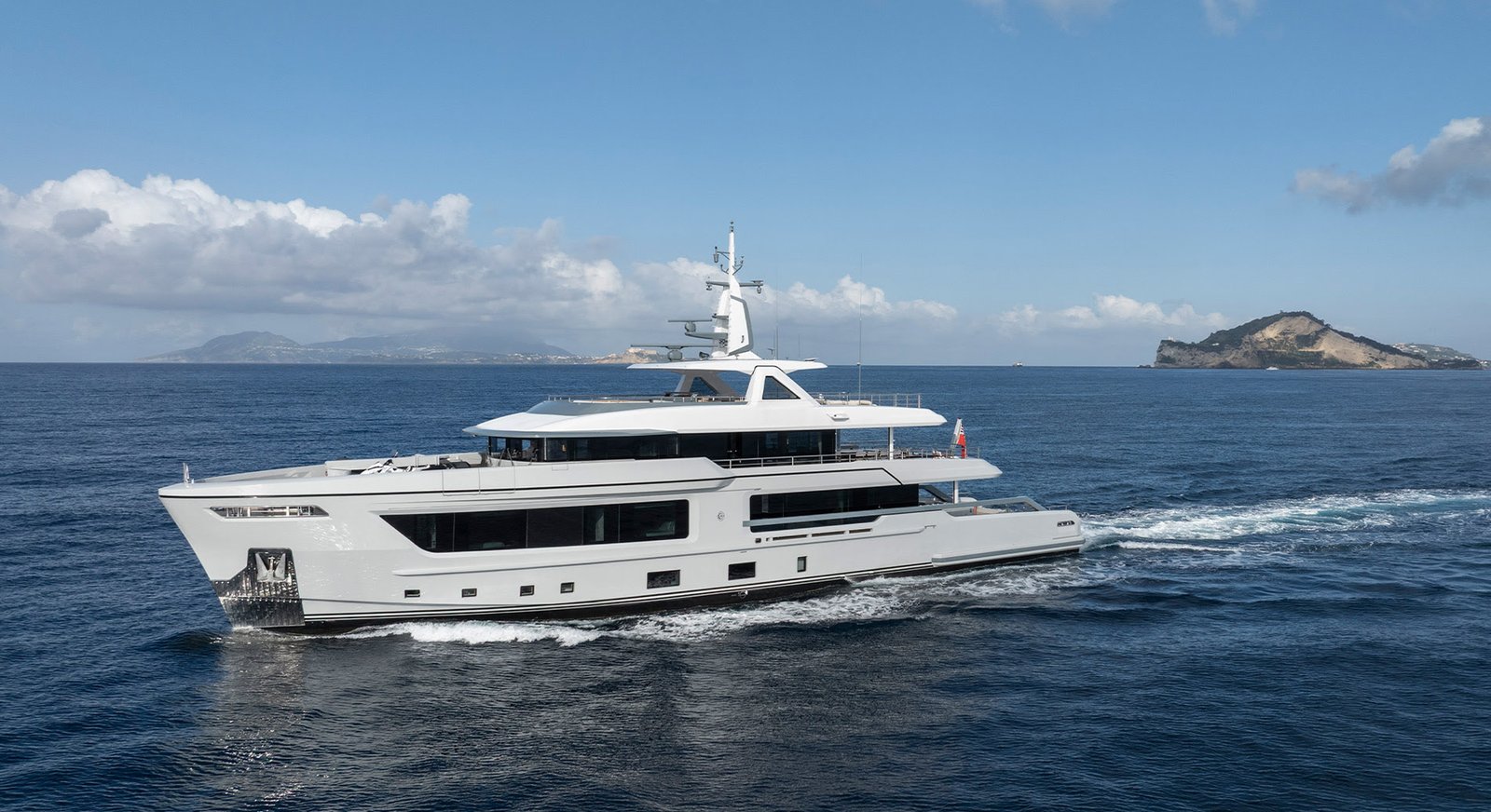 Yacht Babbo Is “a True Family…